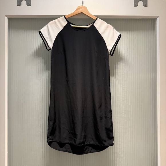 Banana Republic Shift Dress - Picture 1 of 8